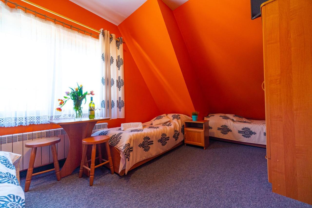 Apartamenty I Pokoje W Willi Na Ubocy Suche Exterior foto