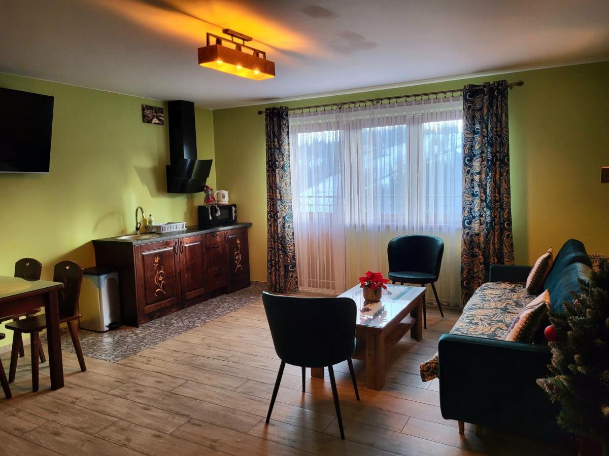 Apartamenty I Pokoje W Willi Na Ubocy Suche Exterior foto